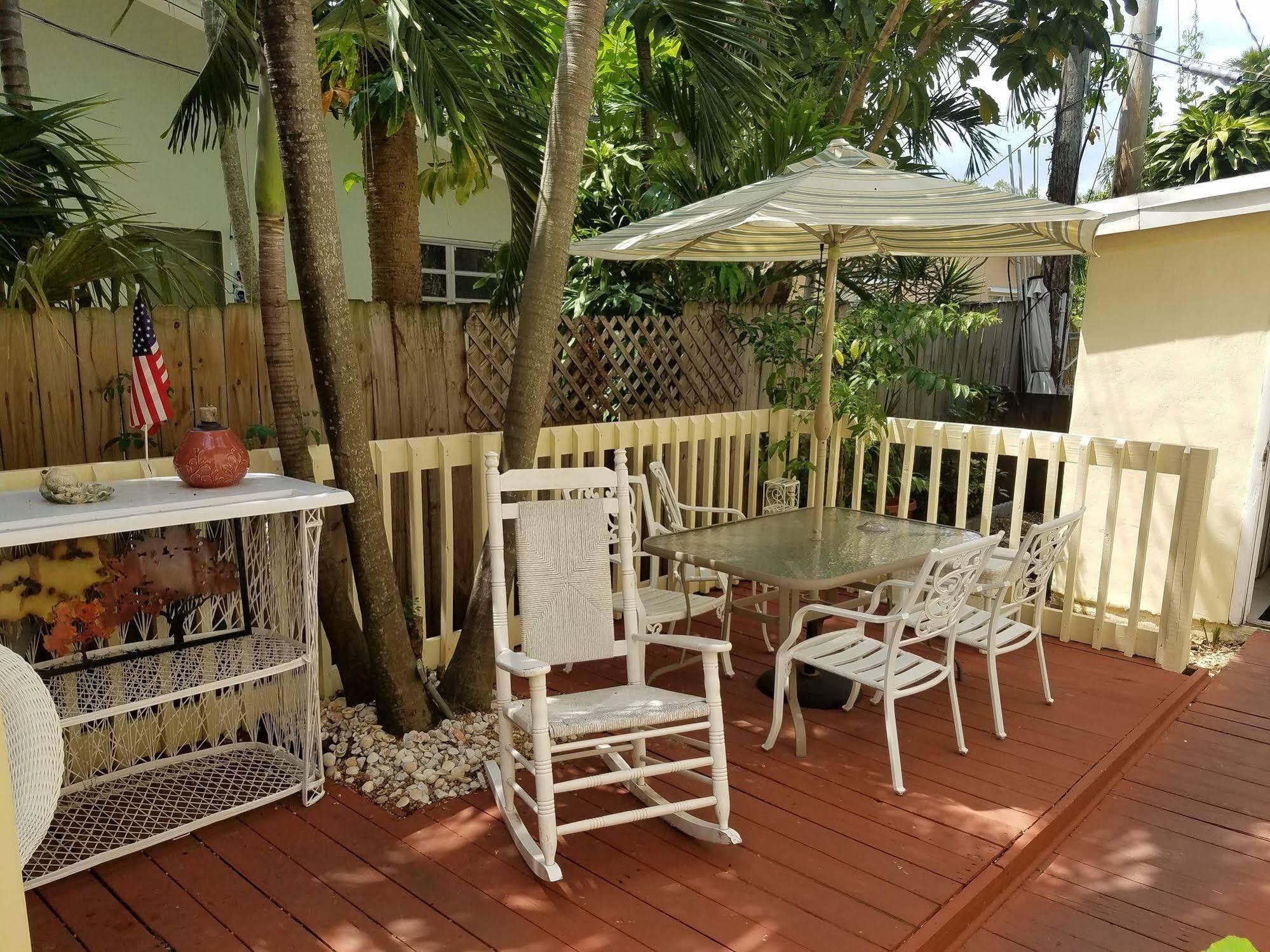 Ashley Brooke Beach Resort Deerfield Beach Exterior photo